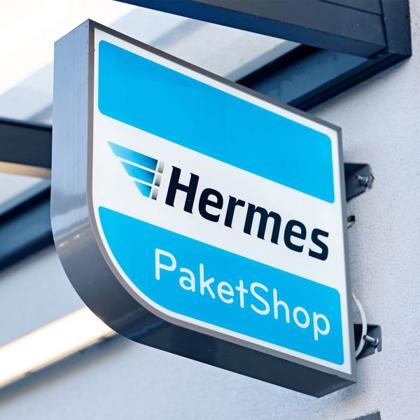 Hermes PaketShop-Schild